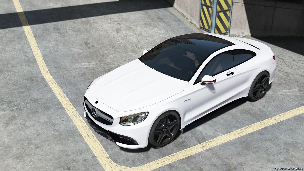 Mercedes-Benz AMG S63 Coupé 1.0 / GTA 5