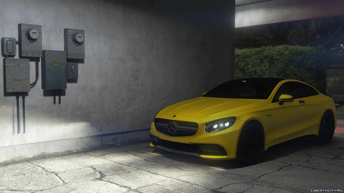 Mercedes-Benz AMG S63 Coupé 1.0 / GTA 5