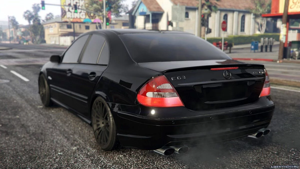 Mercedes-Benz E63 w211 [Replace] 1.0 / GTA 5