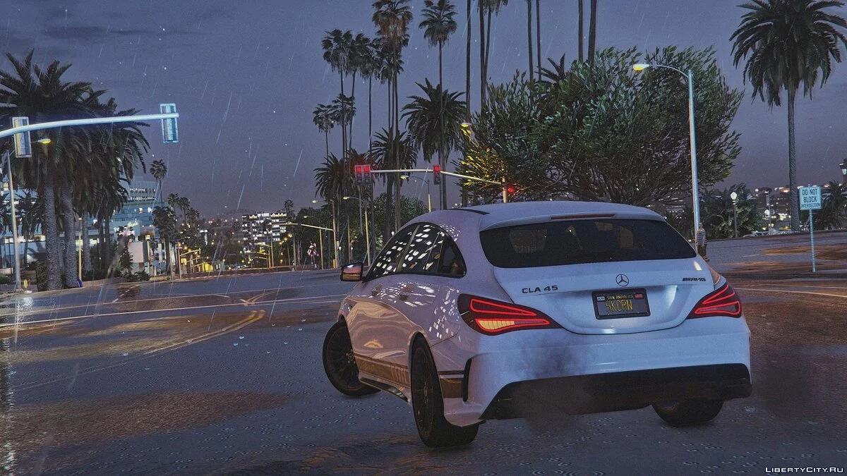 2016 Mercedes-AMG CLA 45 Shooting Brake v3.4 / GTA 5