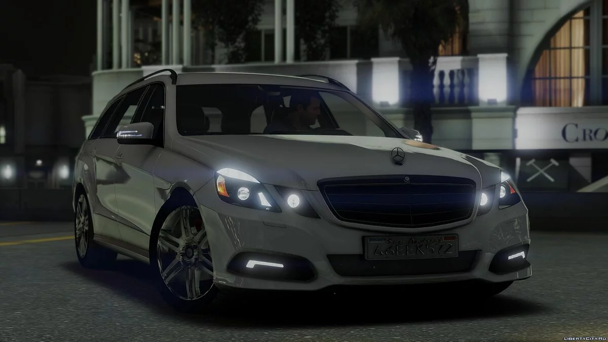 Mercedes-Benz E300 універсал 1.0 / GTA 5