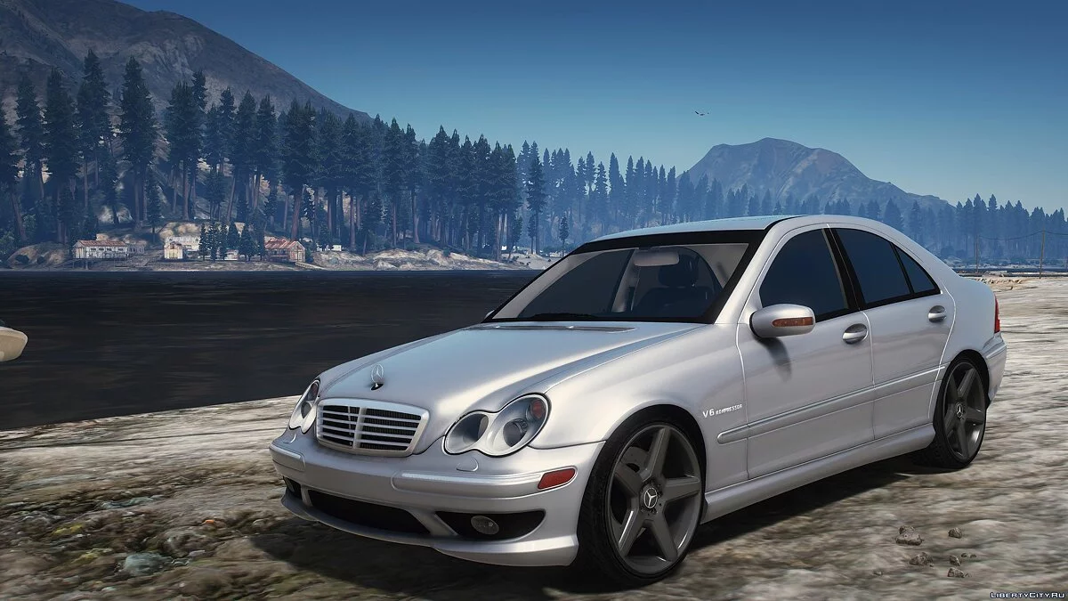 Mercedes-Benz C32 AMG W203 / GTA 5