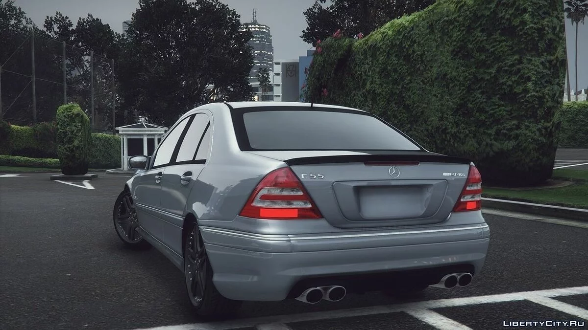 Mercedes-Benz C55 AMG W203 / GTA 5
