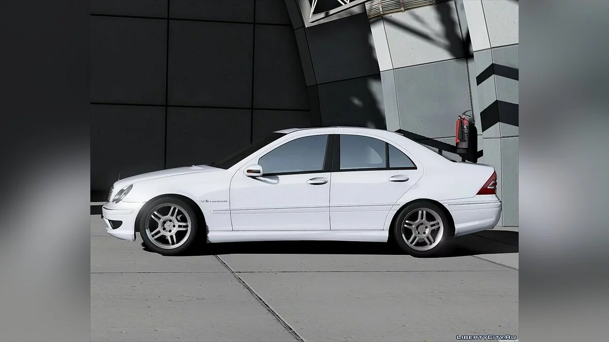 Mercedes-Benz C32 AMG 2004 v1.0 / GTA 5