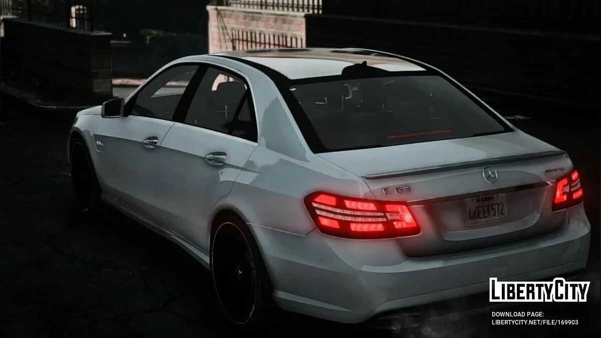 مرسيدس بنز E63 AMG 2011 الإصدار 1.0 / جي تي أي 5