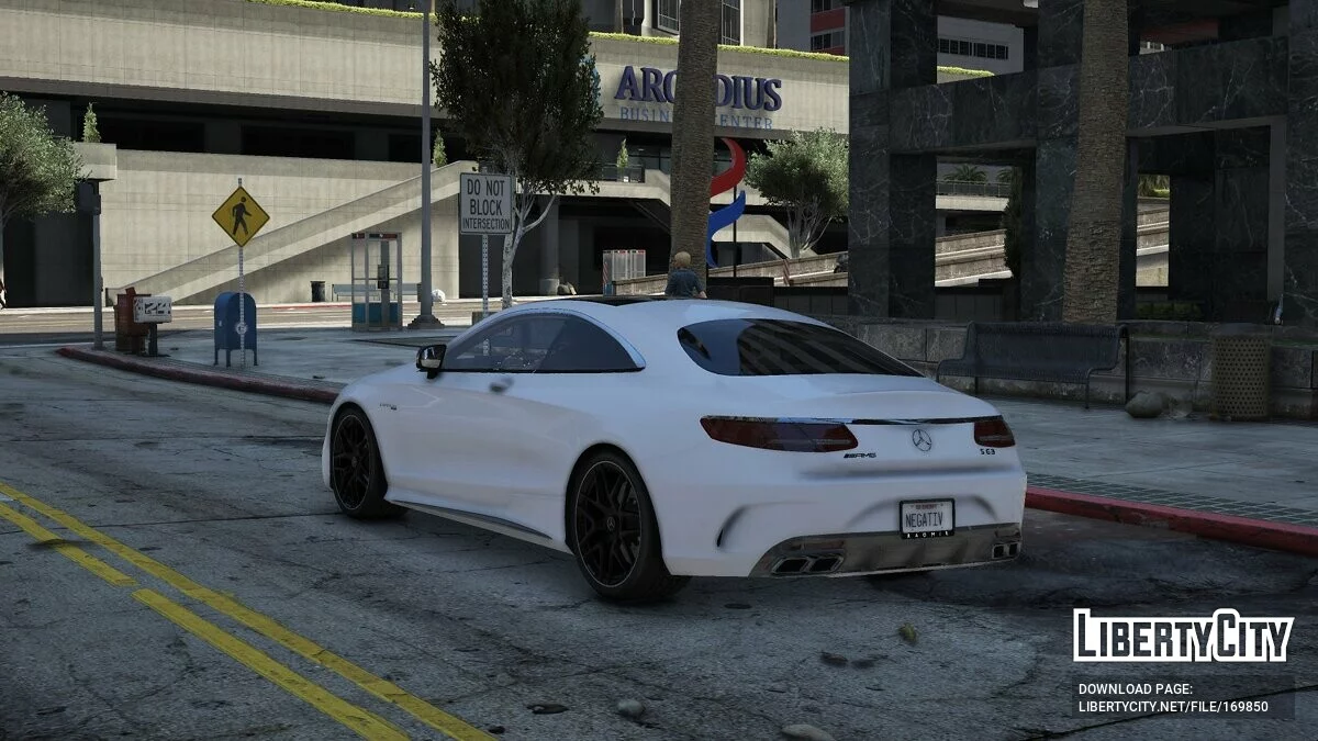 مرسيدس بنز S63 AMG / جي تي أي 5