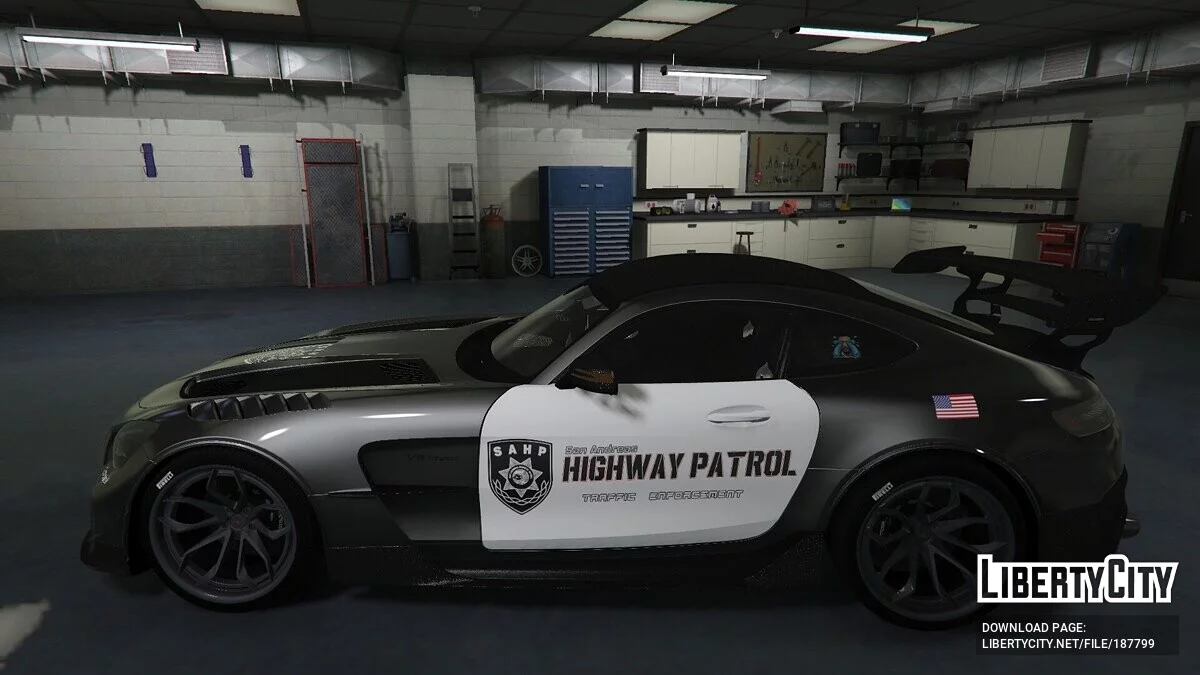 Mercedes-Benz Brabus 900 Police / GTA 5
