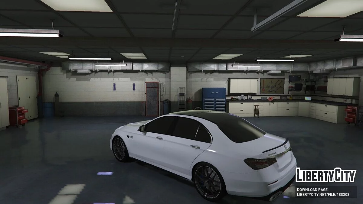 Mercedes-Benz E63s AMG / GTA 5