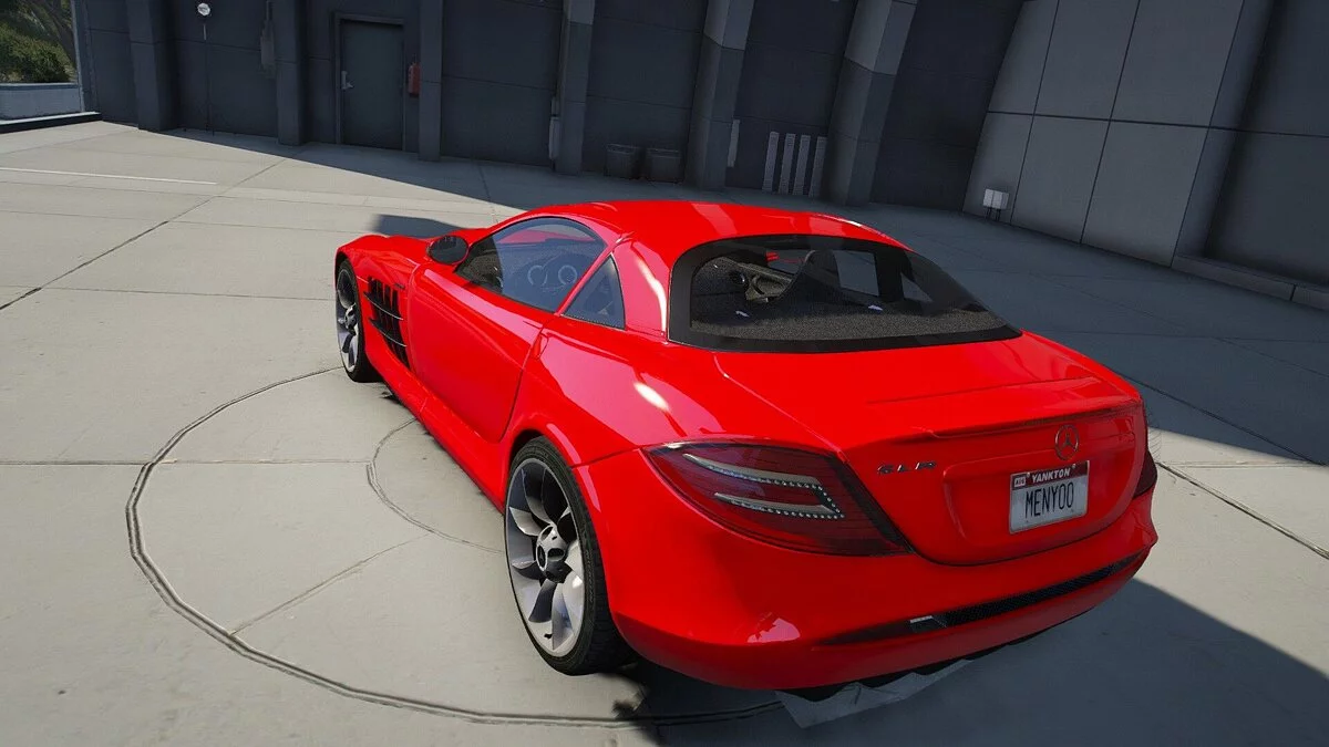梅赛德斯-奔驰迈凯伦SLR / GTA 5