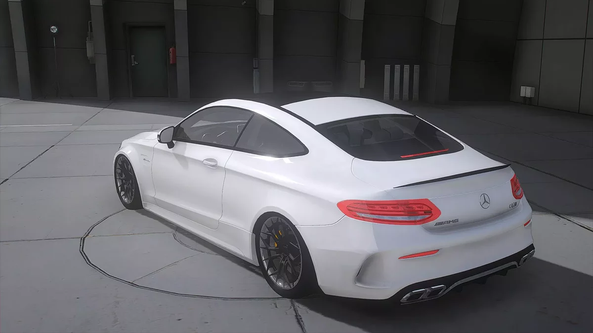 Mercedes-Benz C63 AMG / GTA 5