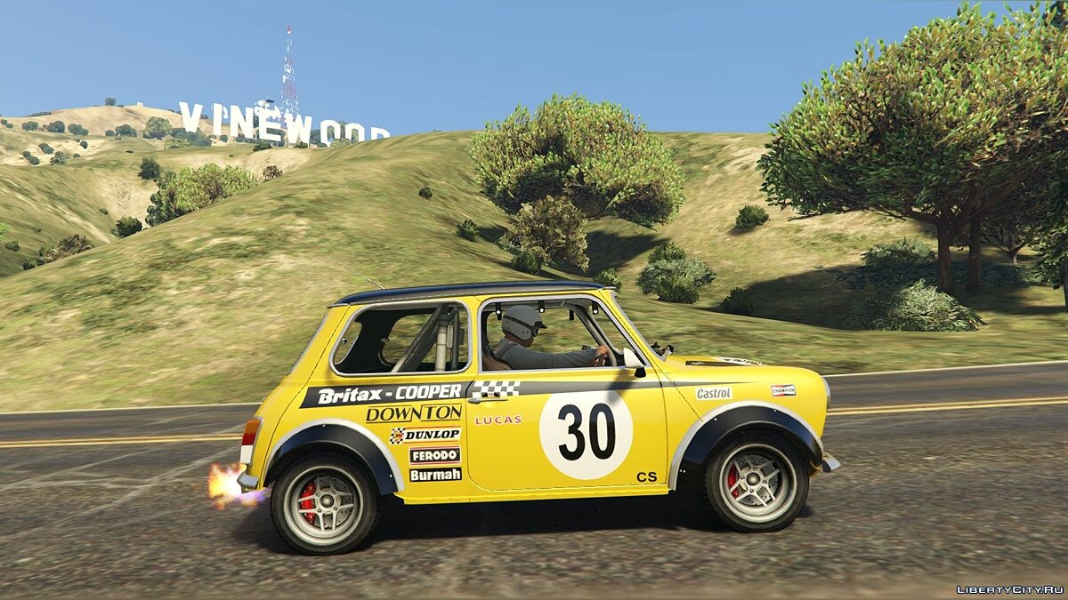 Forza Horizon 4 - 1965 Mini Cooper S - Customize and Drive 