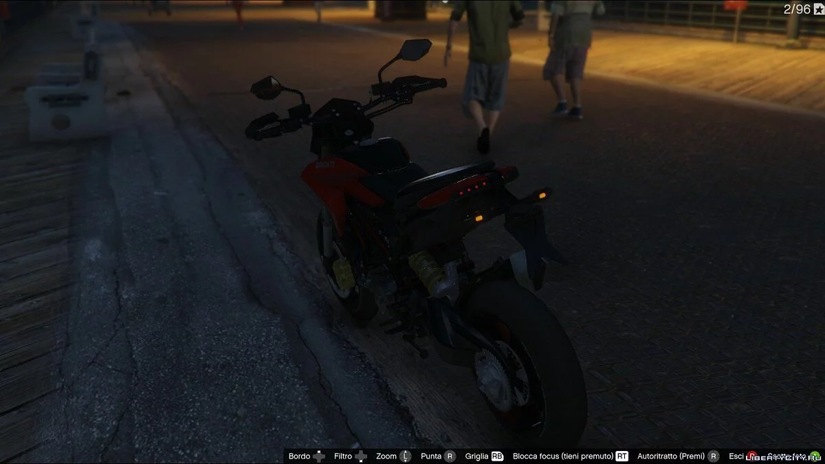 杜卡迪 Hypermotard 2013 / GTA 5