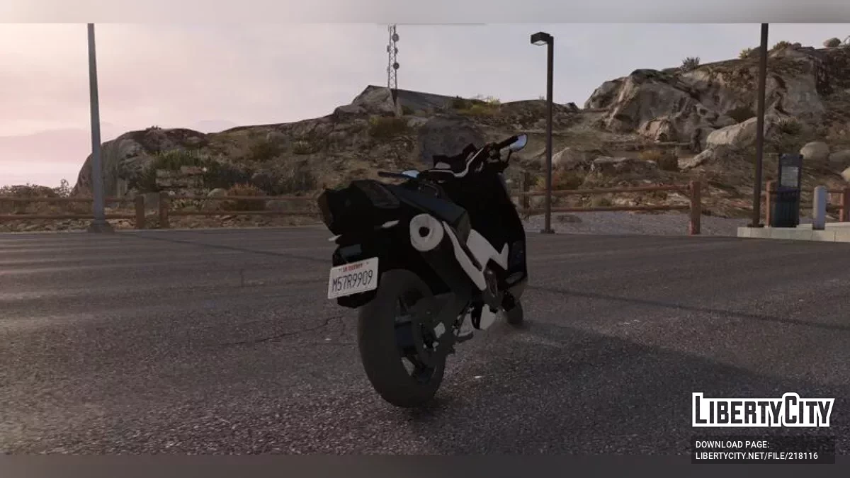 Yamaha TMAX 530 DEBADGED / GTA 5
