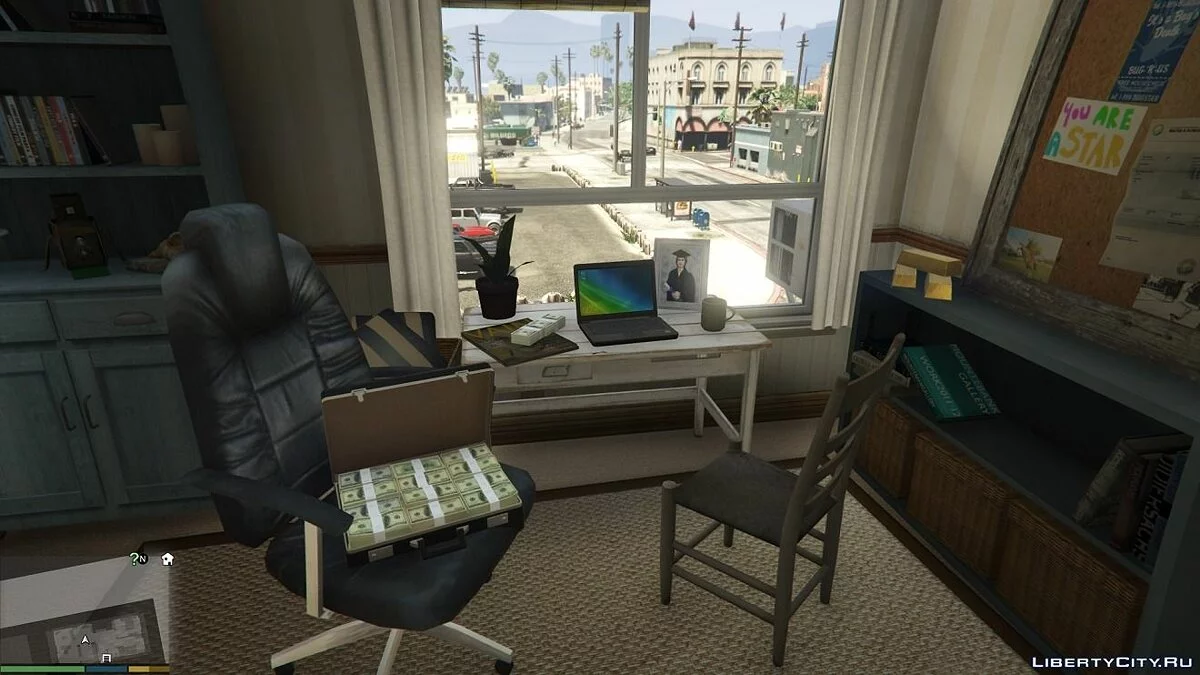 Квартира на пляжі / GTA 5