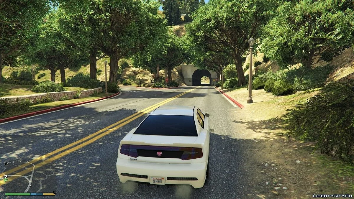 Больше деревьев и ламп на улицах v0.23 / GTA 5
