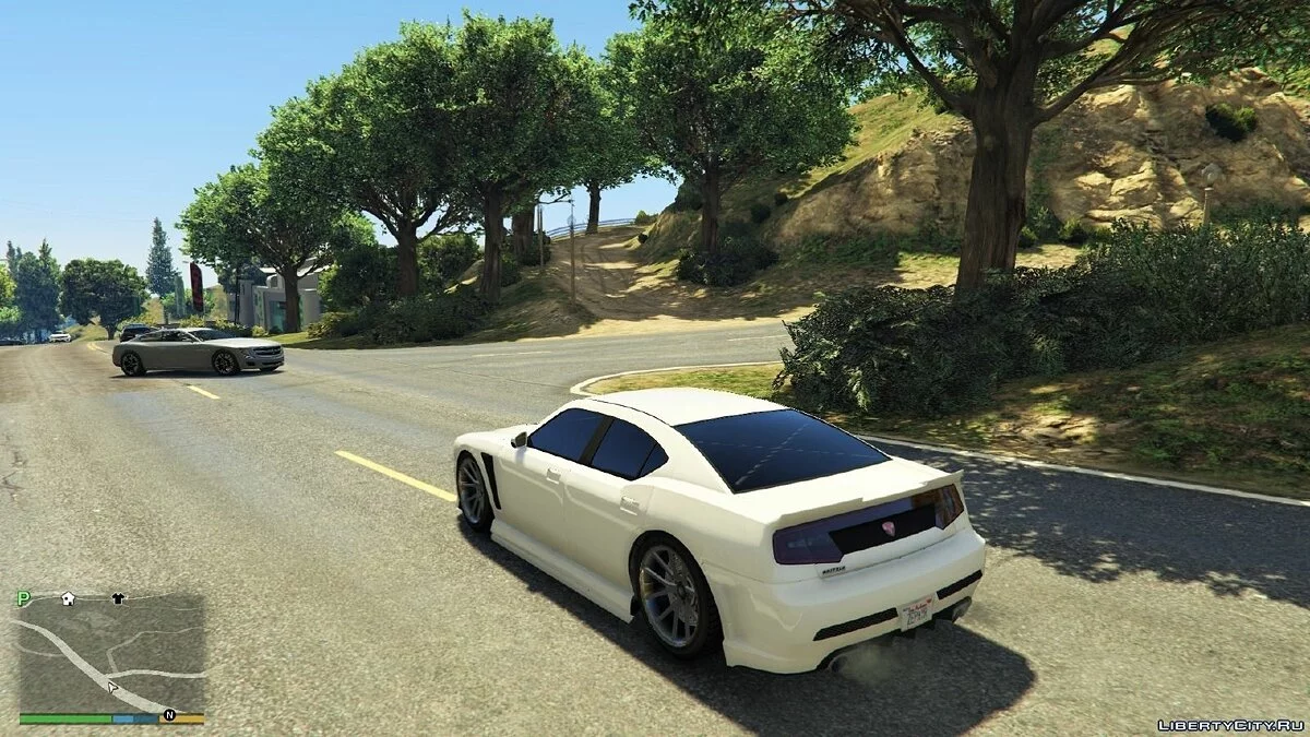 Больше деревьев и ламп на улицах v0.23 / GTA 5