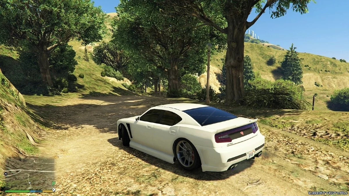 Больше деревьев и ламп на улицах v0.23 / GTA 5