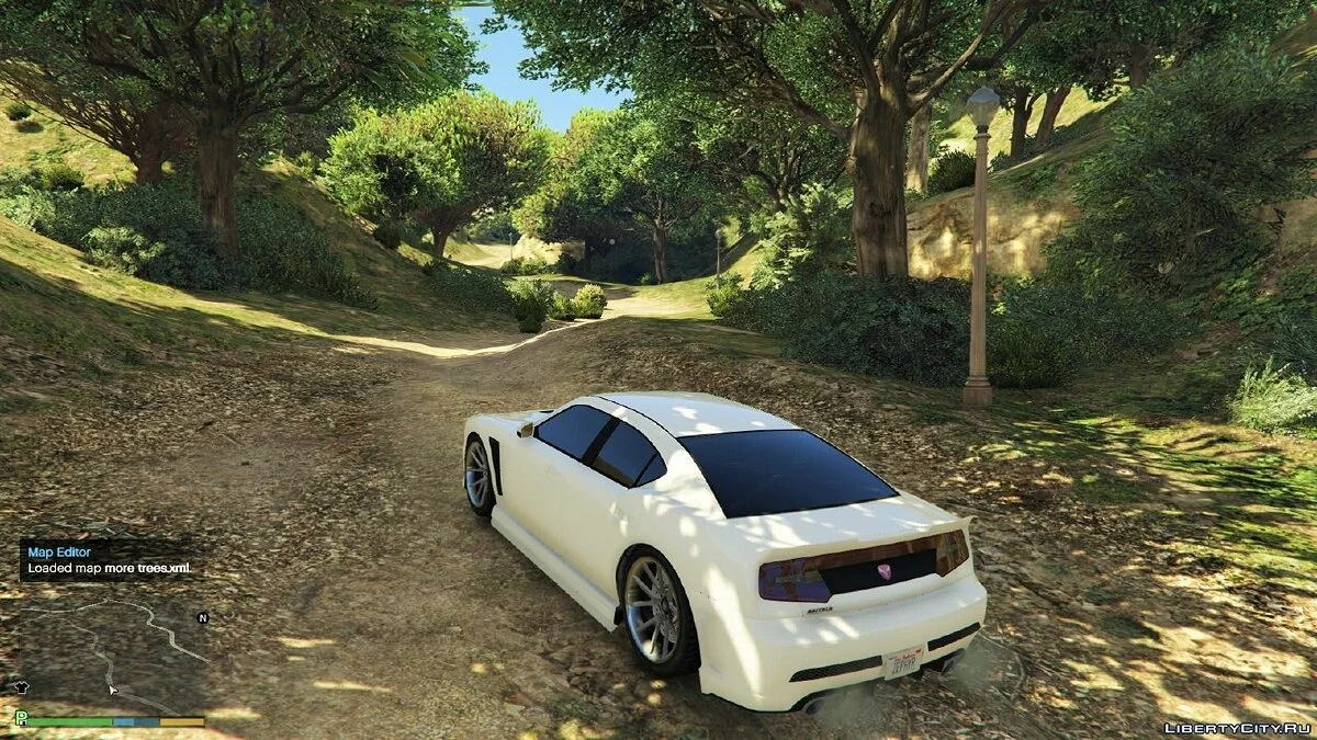 Больше деревьев и ламп на улицах v0.23 / GTA 5
