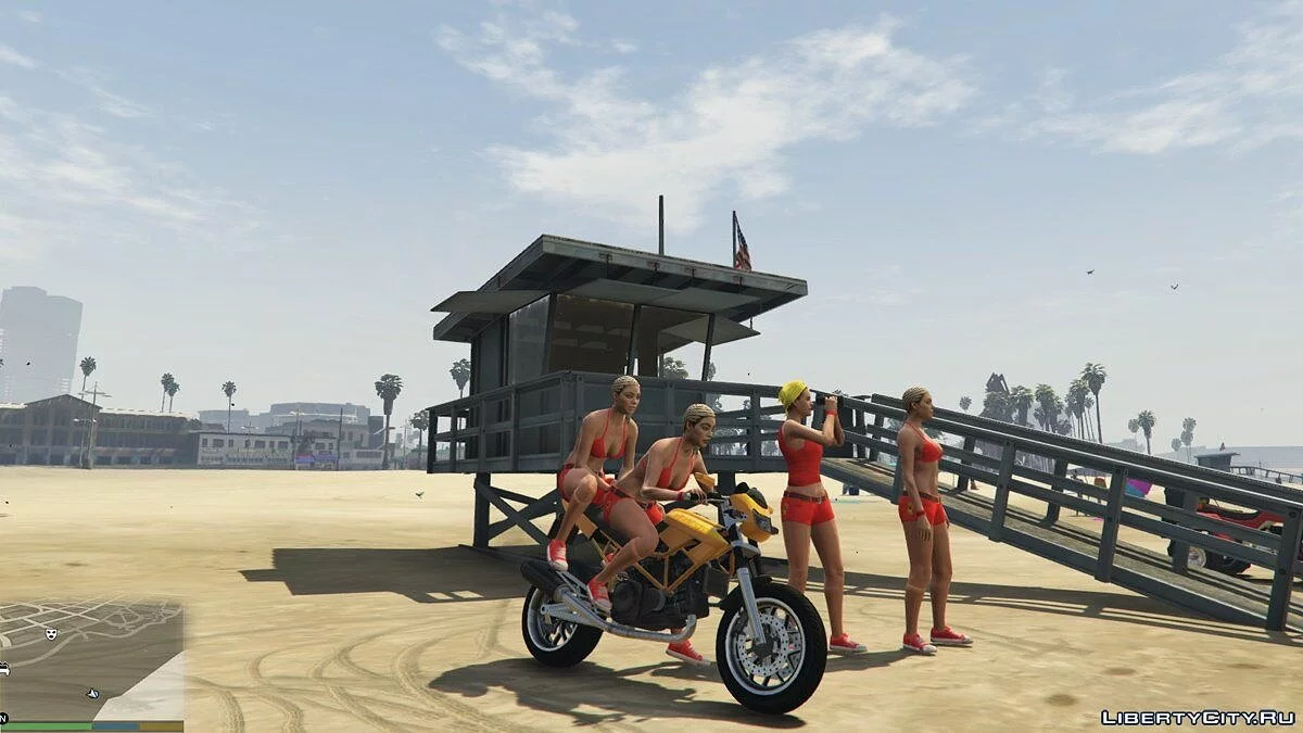 Nuevas Chicas de Vigilantes de la Playa / GTA 5
