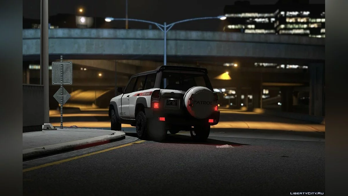 Nissan Patrol Super Safari VTC Y61 4800 2017 4-door [Add-On | Replace | Livery | Extras | Dirt | Template] 1.0 / GTA 5