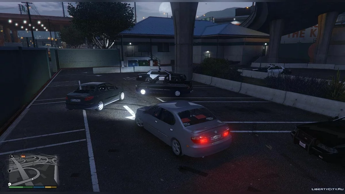 Nissan maxima 2000 1.0 / GTA 5