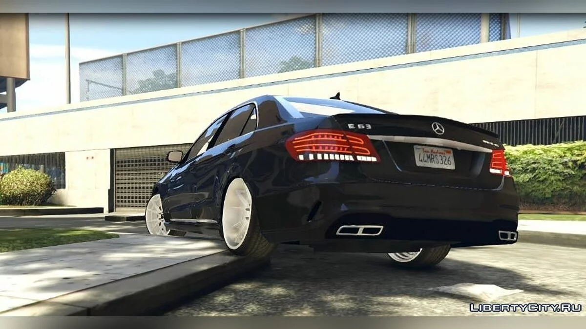 Realistic Suspension for All Cars 1.3 / GTA 5