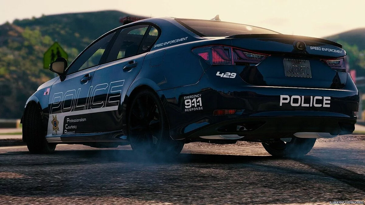 雷克萨斯 GS 350 警察 + 模板 [调校 / NFS 处理 / 声音] / GTA 5