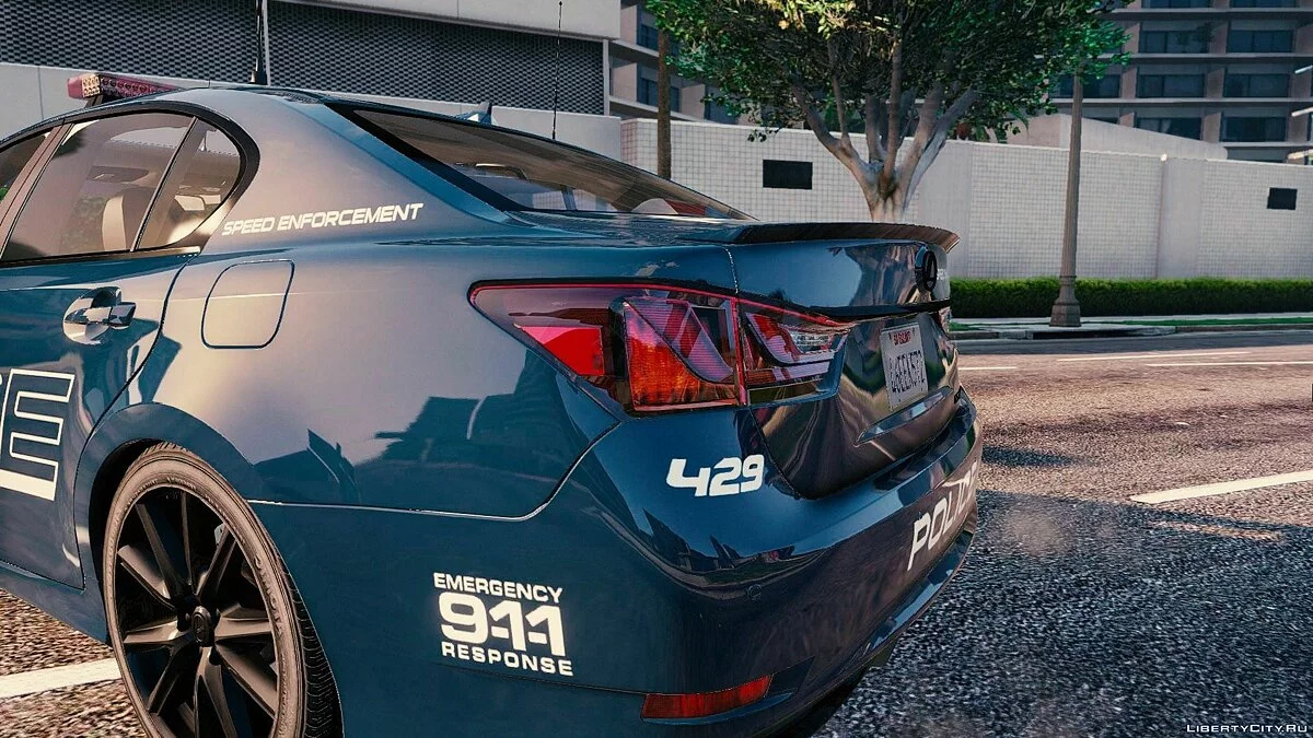 雷克萨斯 GS 350 警察 + 模板 [调校 / NFS 处理 / 声音] / GTA 5