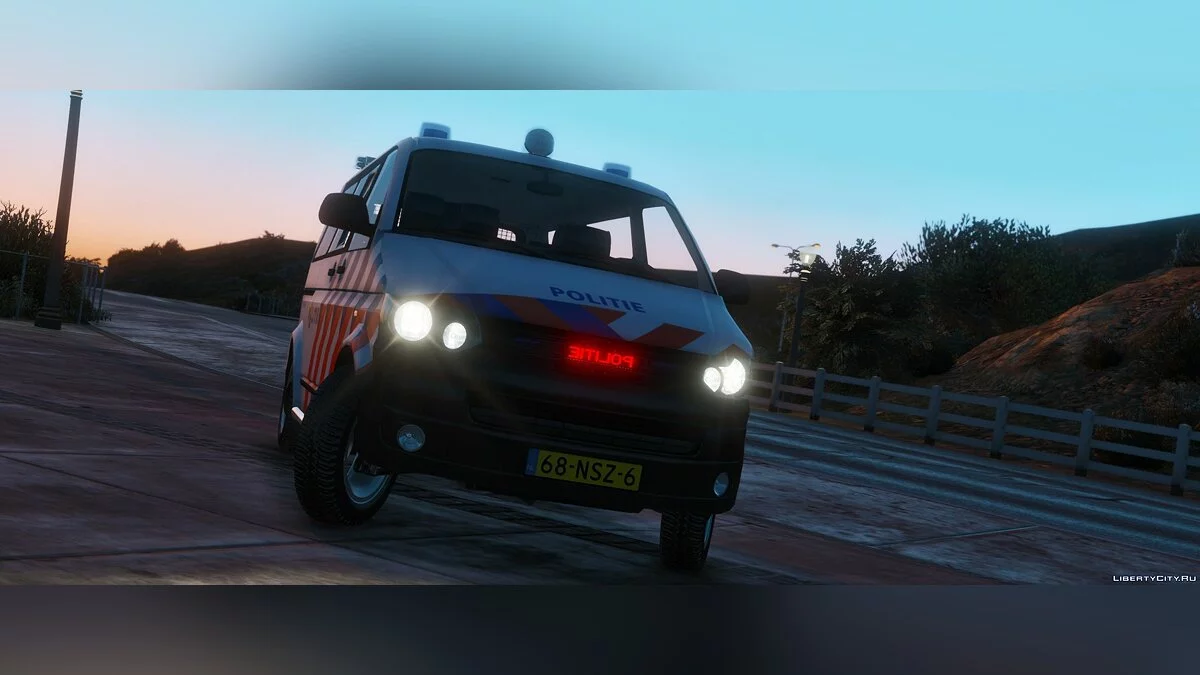 Volkswagen T5 Policía Holandesa [ELS] 0.1 [BETA] / GTA 5