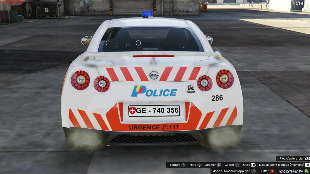 Nissan GTR Schweizer Polizei [ELS] 1.0 / GTA 5