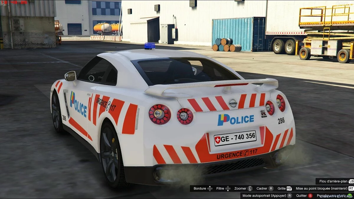 Nissan GTR Schweizer Polizei [ELS] 1.0 / GTA 5
