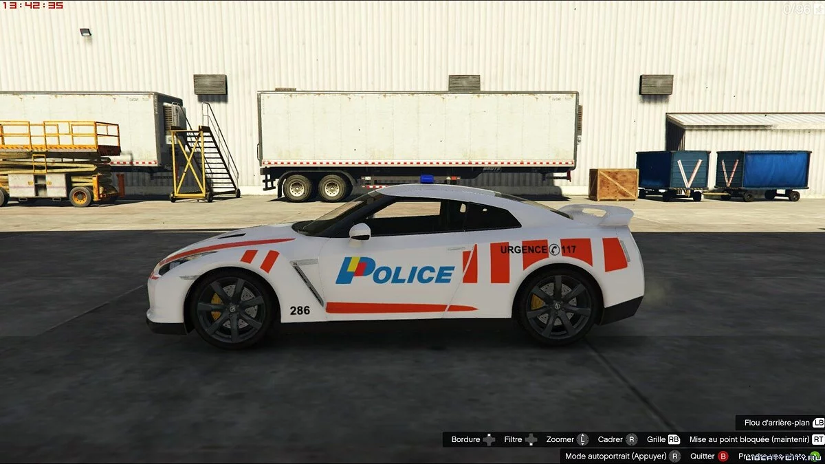 Nissan GTR Schweizer Polizei [ELS] 1.0 / GTA 5
