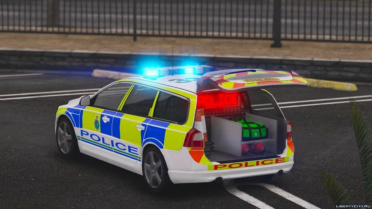 Policía de Merseyside RPU Volvo V70 2011 [ELS] 1.0 / GTA 5