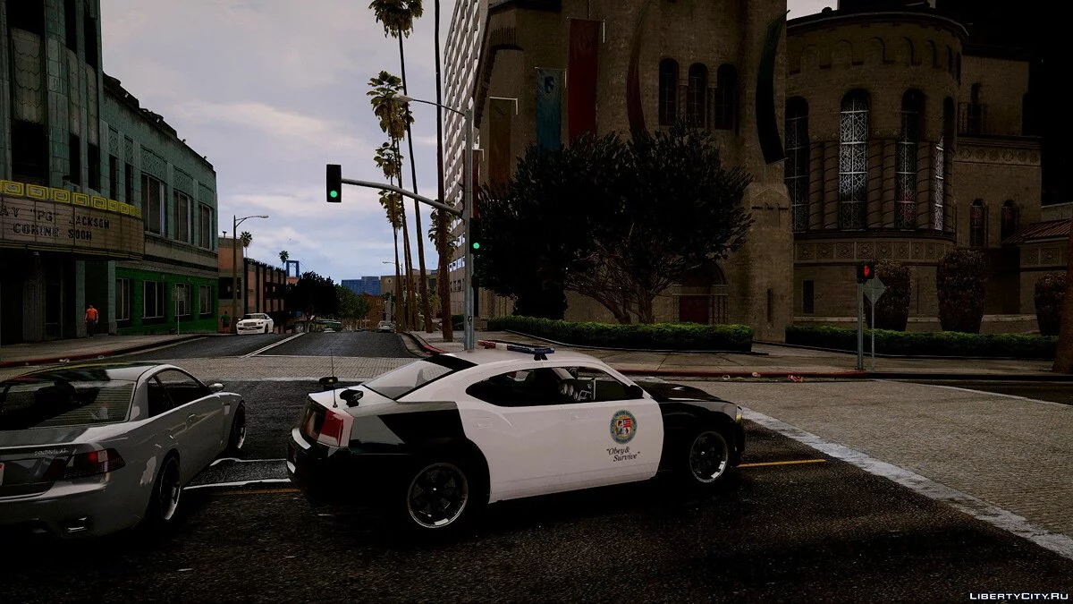 Dodge Charger SRT8 Police [Replace | Interior] 1.2 / GTA 5