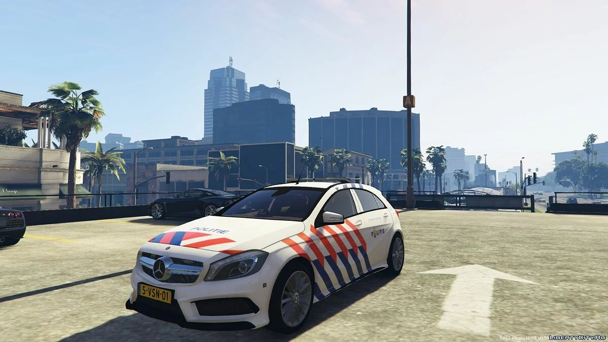 Mercedes Benz AMG A45 Police Car - ELS 1.0 / GTA 5