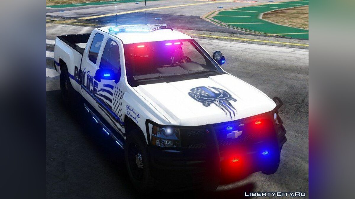 Download Chevy Silverado LT Ext Cab Police Pickup Xmas Version for GTA 5