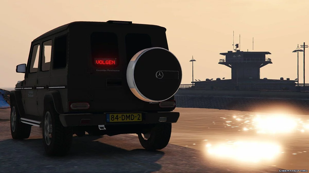 梅赛德斯G级荷兰军事警察v1.0 / GTA 5