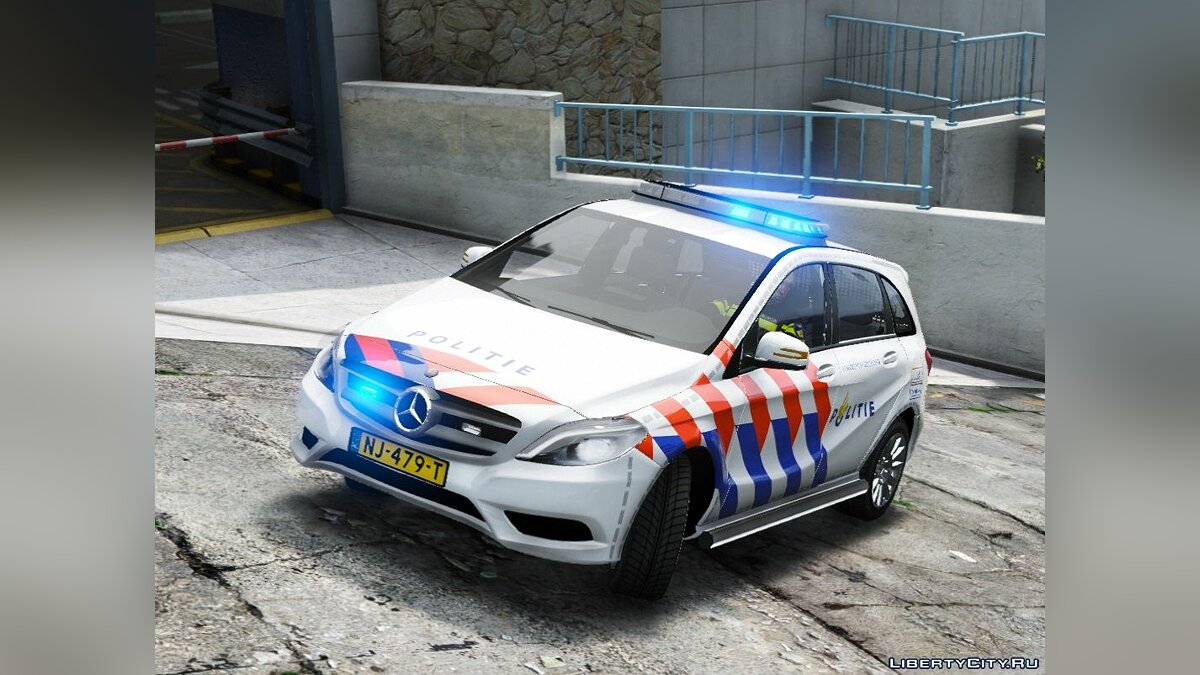 Download FORD KUGA (version Policía Nacional) ELS 1.0 for GTA 5