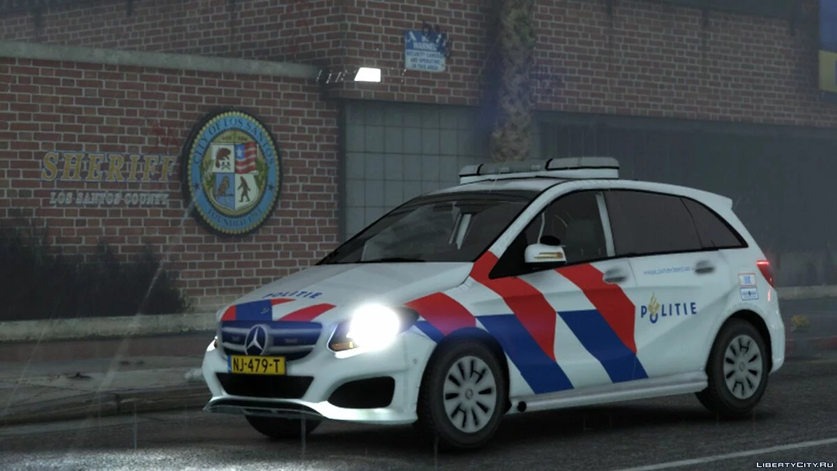 Mercedes Benz B Class 2016 Police [ OOV / BZK / ELS / Reflective ] 1.0 / GTA 5