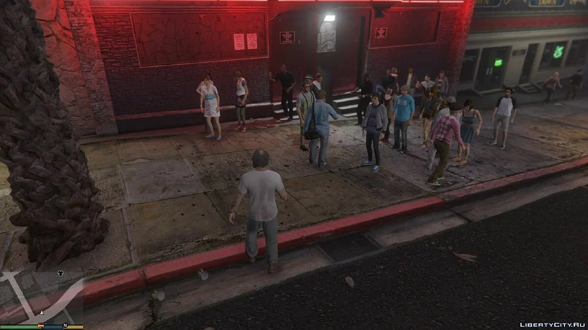 Increased Pedestrians and Traffic V4 / GTA 5