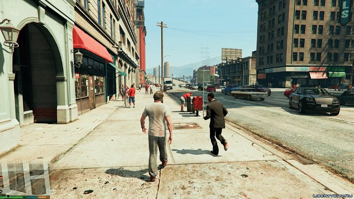 More pedestrians and traffic V5 / GTA 5
