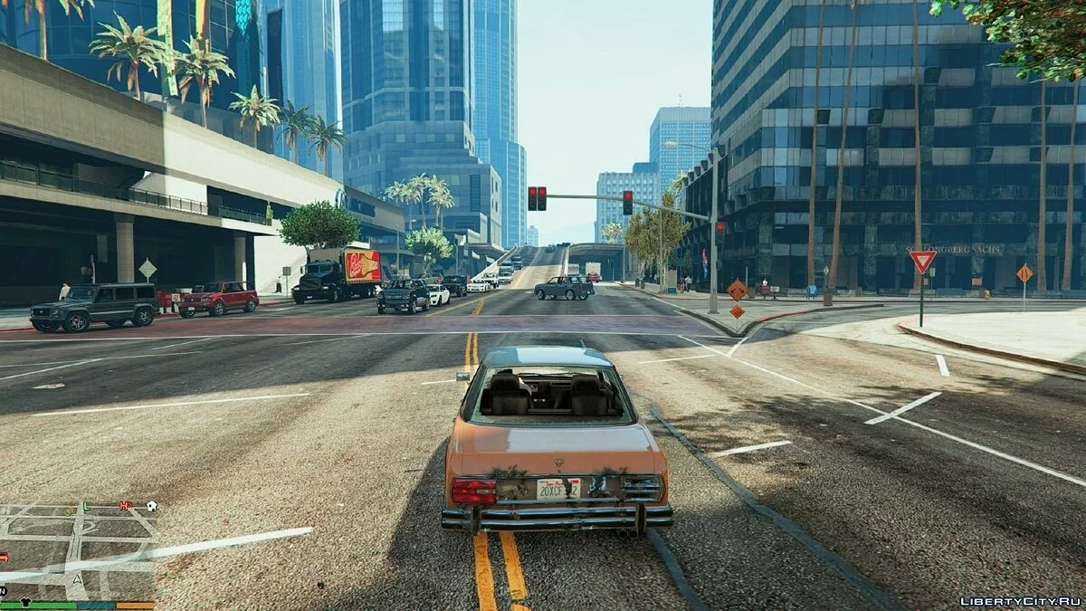 More pedestrians and traffic V5 / GTA 5