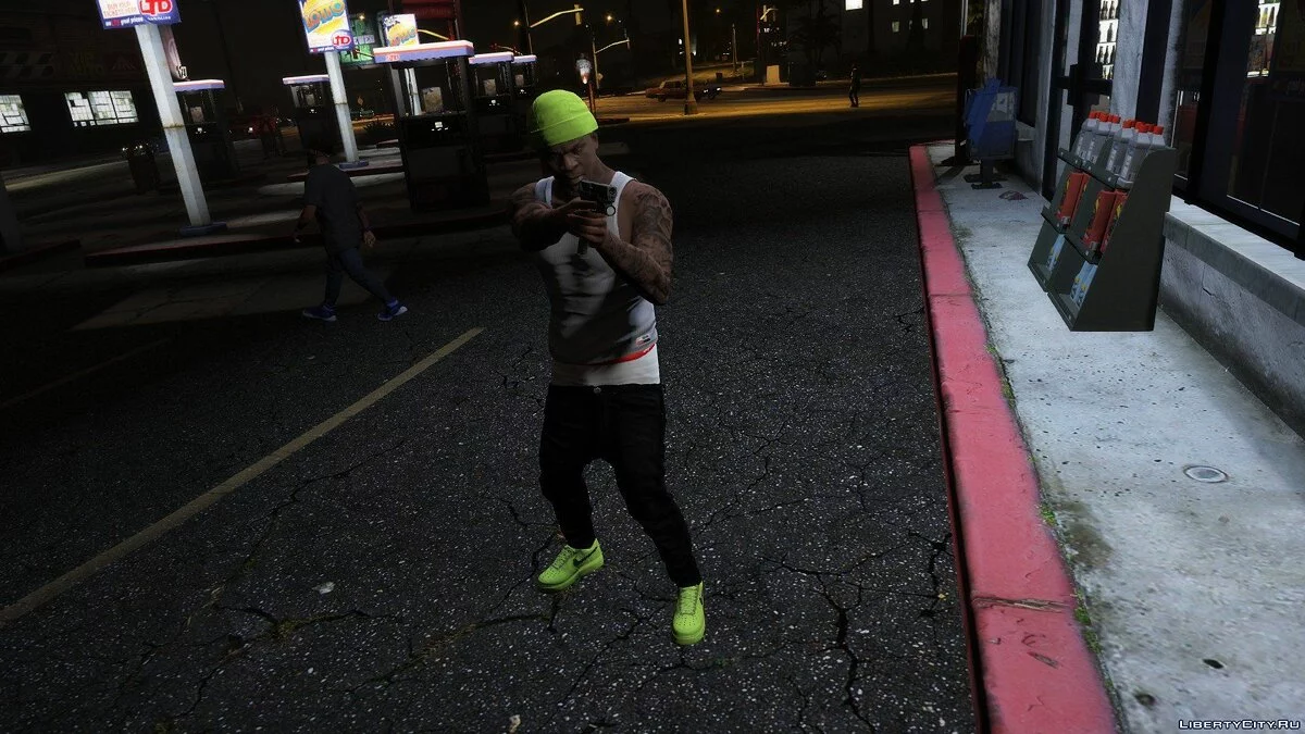 AF1 Volt (verde neón) + DuRag neón / GTA 5