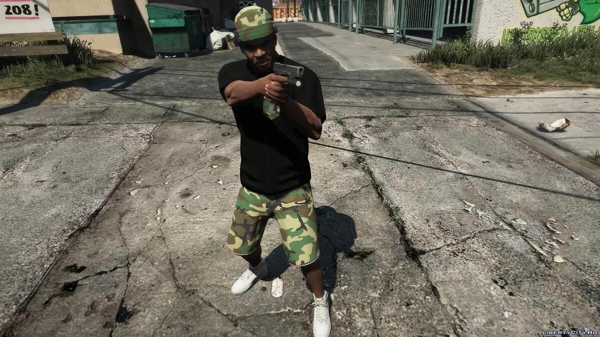 شورتات كاموفلاجي نايك + تي شيرت مع جيب + دو-راج / جي تي أي 5