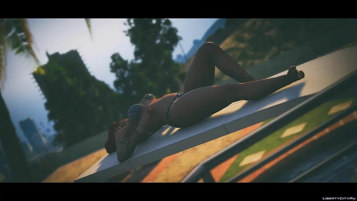 Louis Vuitton Bikini / GTA 5