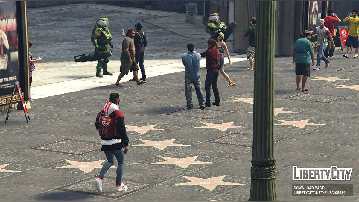 Shoes and Hoodie Mickey Mouse Supreme / GTA 5