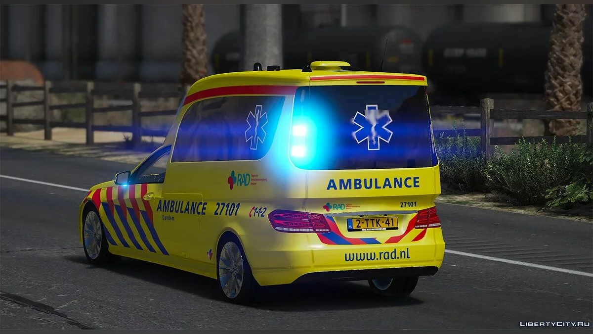 Mercedes Benz Clase E - Ambulancia / GTA 5