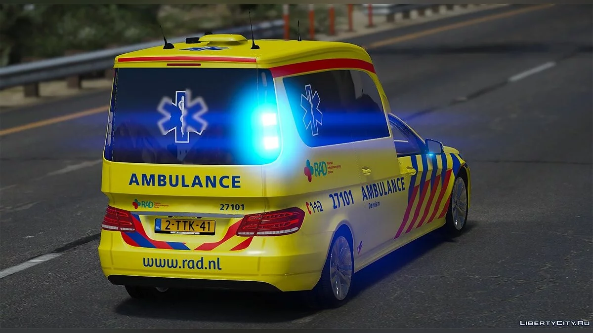 Mercedes Benz Clase E - Ambulancia / GTA 5
