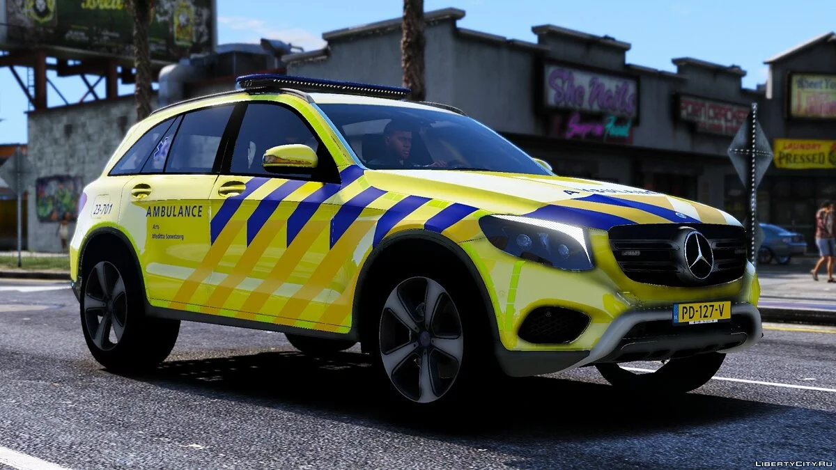 Mercedes GLC - Mobil Ambulans / GTA 5