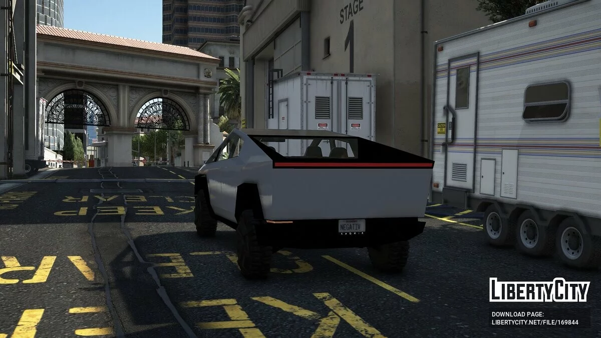 Tesla Cybertruck / جي تي أي 5